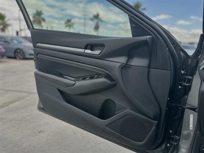 2023 Nissan Altima 2.5 SL - Photo 5 - Yuma, AZ 85365