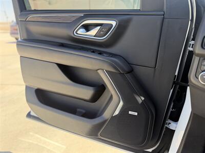 2021 Chevrolet Tahoe Premier   - Photo 11 - Somerton, AZ 85350