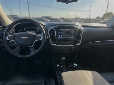 2018 Chevrolet Traverse LT Leather   - Photo 2 - Yuma, AZ 85365