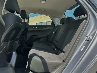 2021 Kia K5 LXS   - Photo 4 - Yuma, AZ 85364