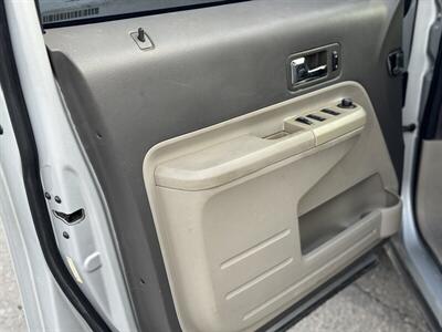 2010 Ford Edge SE - Photo 7 - Yuma, AZ 85365