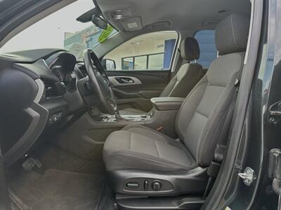 2020 Chevrolet Traverse LT Cloth   - Photo 3 - Yuma, AZ 85364