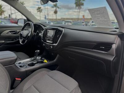2020 Chevrolet Traverse LT Cloth   - Photo 7 - Yuma, AZ 85364