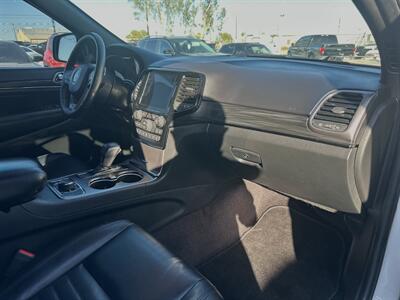 2019 Jeep Grand Cherokee Limited   - Photo 5 - Somerton, AZ 85350