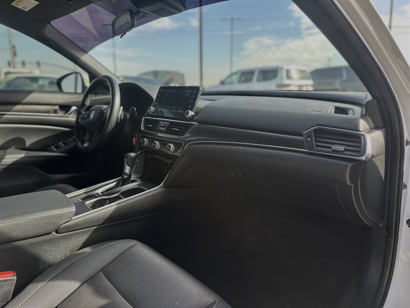 2019 Honda Accord Sport photo 4
