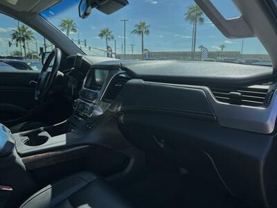 2019 Chevrolet Tahoe LT   - Photo 6 - Somerton, AZ 85350