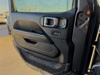 2018 Jeep Wrangler   - Photo 9 - Somerton, AZ 85350