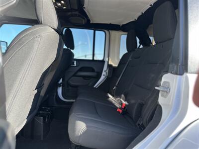 2019 Jeep Wrangler Sahara   - Photo 4 - Somerton, AZ 85350