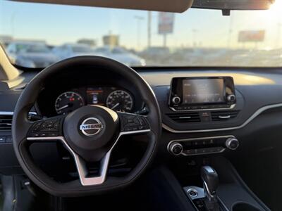 2022 Nissan Altima 2.5 S   - Photo 9 - Somerton, AZ 85350