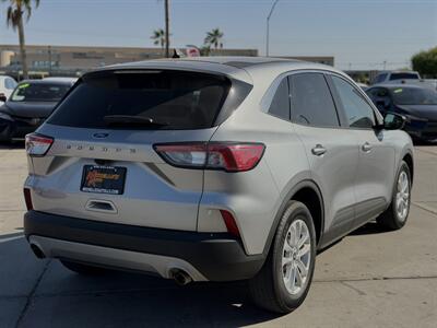 2022 Ford Escape SE   - Photo 6 - Somerton, AZ 85350