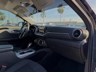 2022 Chevrolet Blazer LT   - Photo 8 - Yuma, AZ 85364