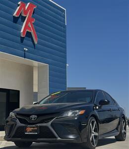 2019 Toyota Camry SE Sedan