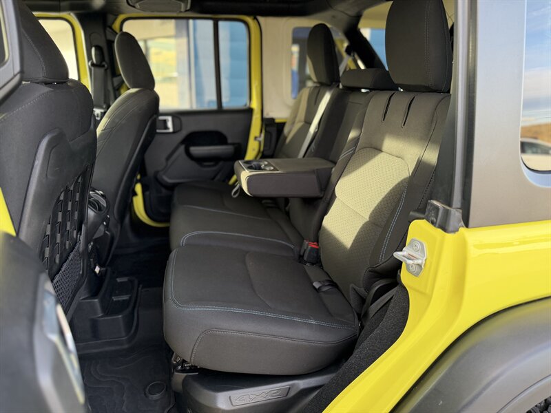 2023 Jeep Wrangler Rubicon 4xe Anniversary Edition photo 4