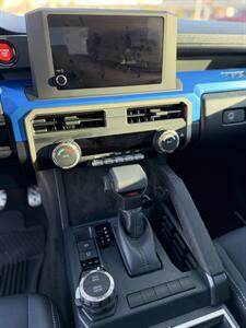 2025 Toyota Tacoma TRD Sport   - Photo 10 - Somerton, AZ 85350