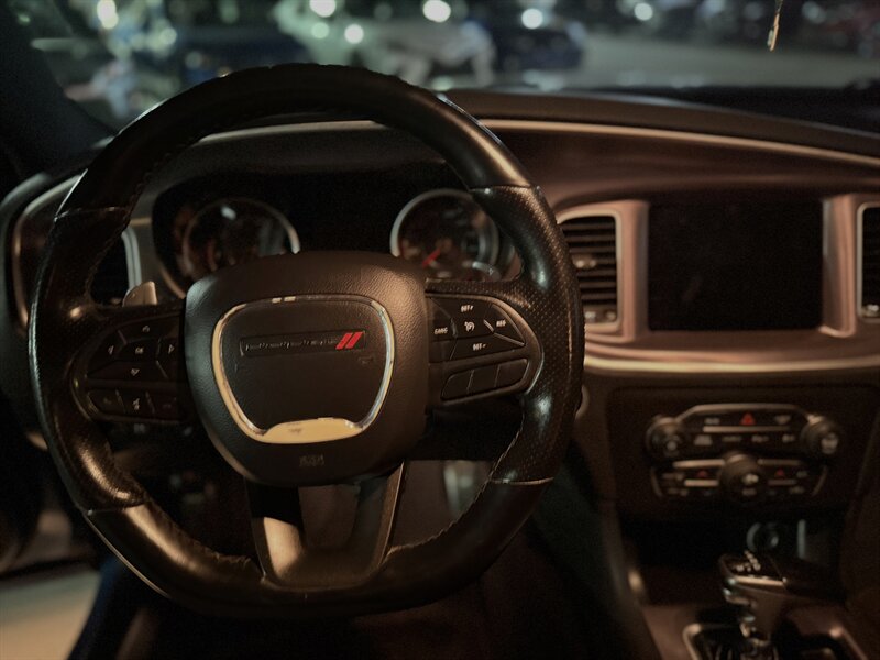 2021 Dodge Charger Scat Pack photo 2