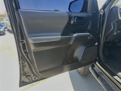 2021 Toyota Tacoma SR5 V6   - Photo 6 - Yuma, AZ 85364