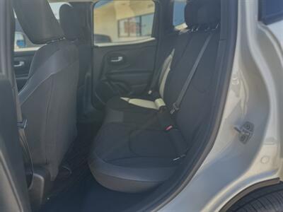 2020 Jeep Renegade Altitude   - Photo 4 - Somerton, AZ 85350
