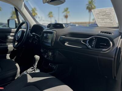 2020 Jeep Renegade Altitude   - Photo 5 - Somerton, AZ 85350