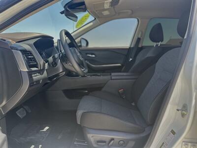 2023 Nissan Rogue SV - Photo 3 - Somerton, AZ 85350