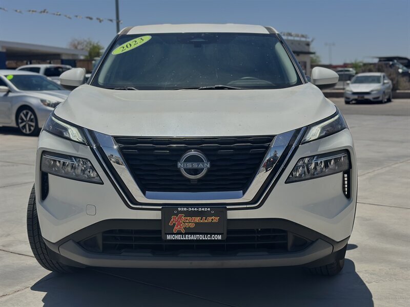 2023 Nissan Rogue SV - Photo 7