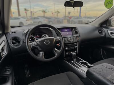 2020 Nissan Pathfinder S   - Photo 2 - Somerton, AZ 85350