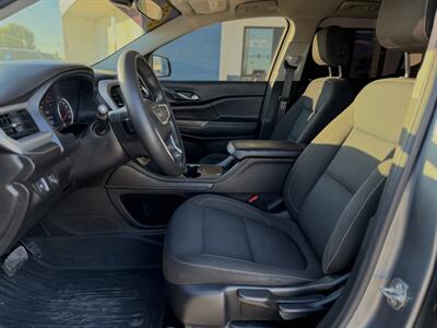 2021 GMC Acadia SLE - Photo 3 - Somerton, AZ 85350