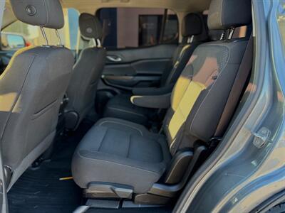 2021 GMC Acadia SLE - Photo 4 - Somerton, AZ 85350