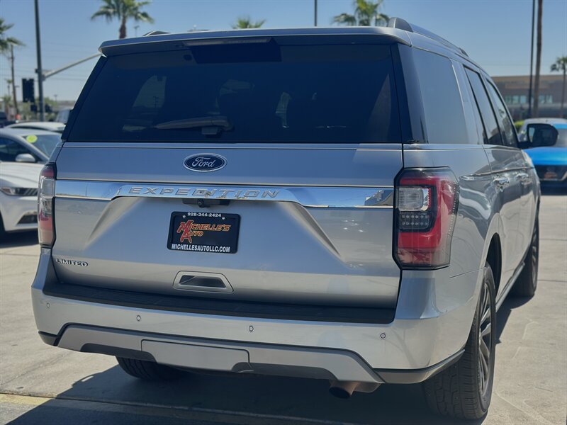2020 Ford Expedition Limited photo 2