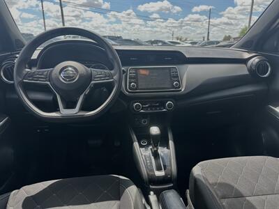 2020 Nissan Kicks SV   - Photo 2 - Somerton, AZ 85350