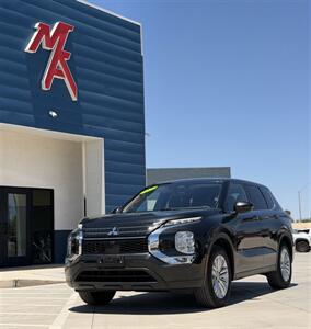 2022 Mitsubishi Outlander ES SUV