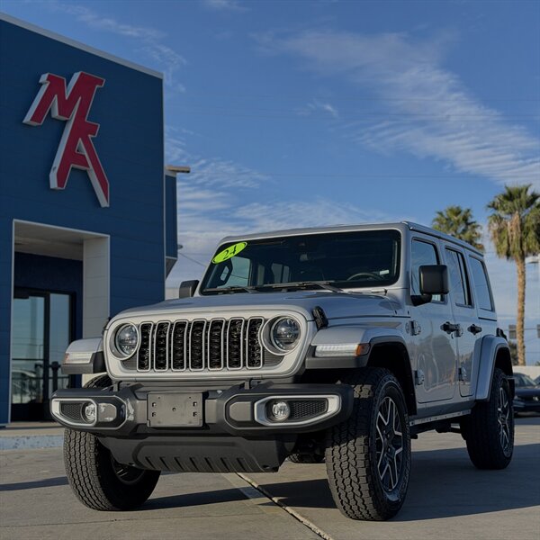 2024 Jeep Wrangler Sahara  
