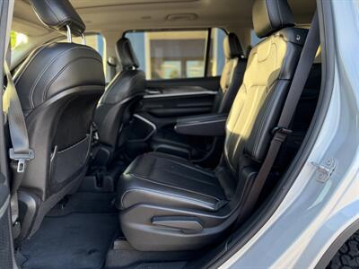 2022 Jeep Grand Cherokee L Limited   - Photo 4 - Yuma, AZ 85364