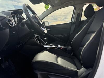 2020 Toyota Yaris Hatchback LE - Photo 4 - Yuma, AZ 85364