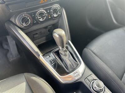 2020 Toyota Yaris Hatchback LE - Photo 8 - Yuma, AZ 85364