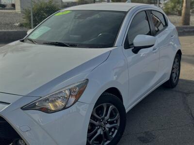 2020 Toyota Yaris Hatchback LE - Photo 10 - Yuma, AZ 85364