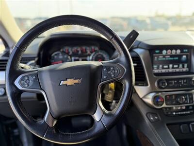 2019 Chevrolet Suburban LT - Photo 2 - Yuma, AZ 85365