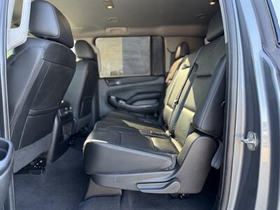 2019 Chevrolet Suburban LT - Photo 4 - Yuma, AZ 85365