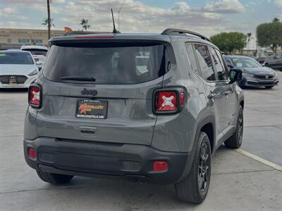 2020 Jeep Renegade Altitude   - Photo 9 - Yuma, AZ 85364