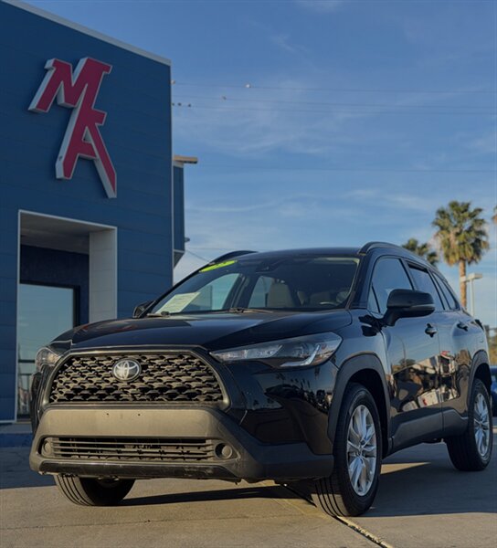 2022 Toyota Corolla Cross LE   - Photo 1 - Yuma, AZ 85364
