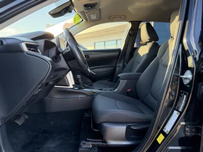 2022 Toyota Corolla Cross LE   - Photo 3 - Yuma, AZ 85364