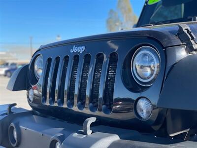 2017 Jeep Wrangler Sport S - Photo 2 - Yuma, AZ 85364