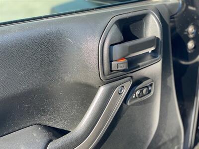 2017 Jeep Wrangler Sport S - Photo 10 - Yuma, AZ 85364