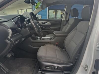 2020 Chevrolet Traverse LT Cloth - Photo 3 - Yuma, AZ 85365
