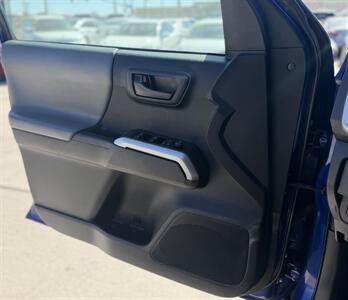 2023 Toyota Tacoma SR5   - Photo 9 - Yuma, AZ 85364