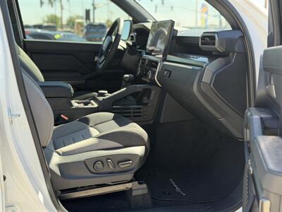 2024 Toyota Tacoma TRD Sport   - Photo 14 - Yuma, AZ 85364