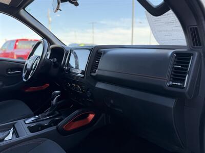 2022 Nissan Frontier PRO-4X - Photo 8 - Yuma, AZ 85364