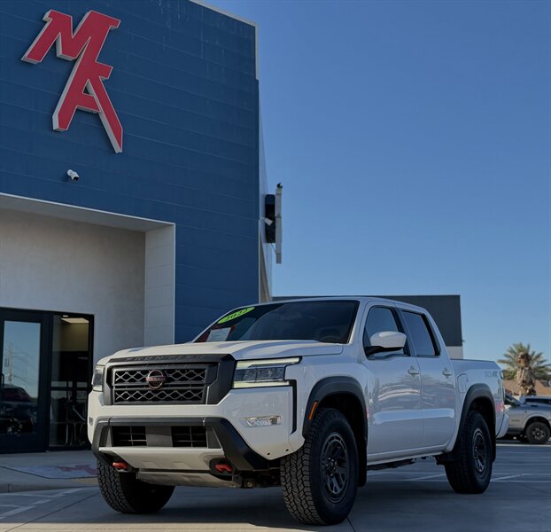 2022 Nissan Frontier PRO-4X Crew Cab 4X4's photo