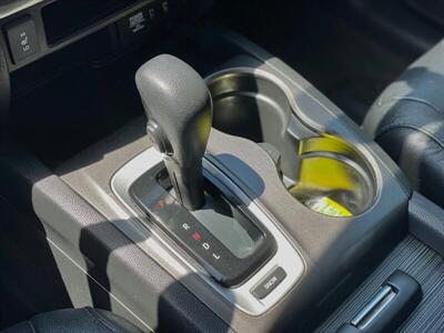 2017 Honda Pilot EX-L - Photo 11 - Yuma, AZ 85364