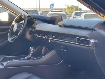 2021 Mazda Mazda3 Sedan Select - Photo 3 - Yuma, AZ 85364