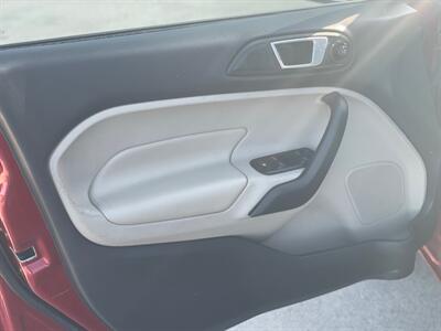 2017 Ford Fiesta Titanium   - Photo 12 - Somerton, AZ 85350